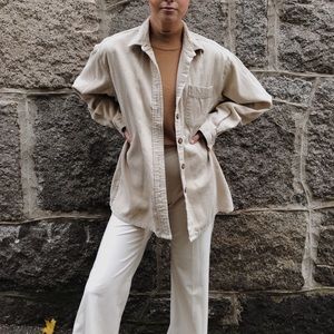 *SOLD* vintage corduroy button up